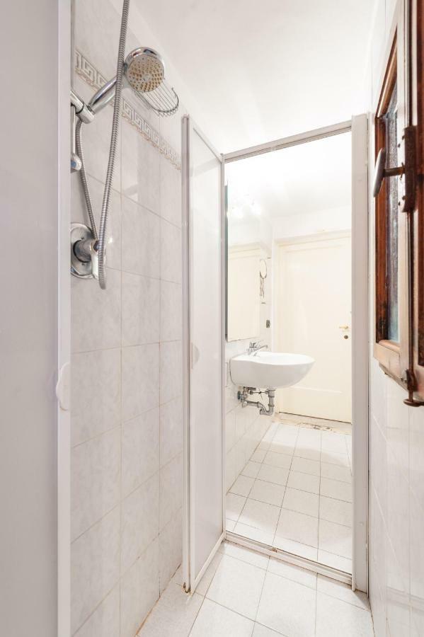 Like A Local In Oltrarno Apartment Florence Exterior photo